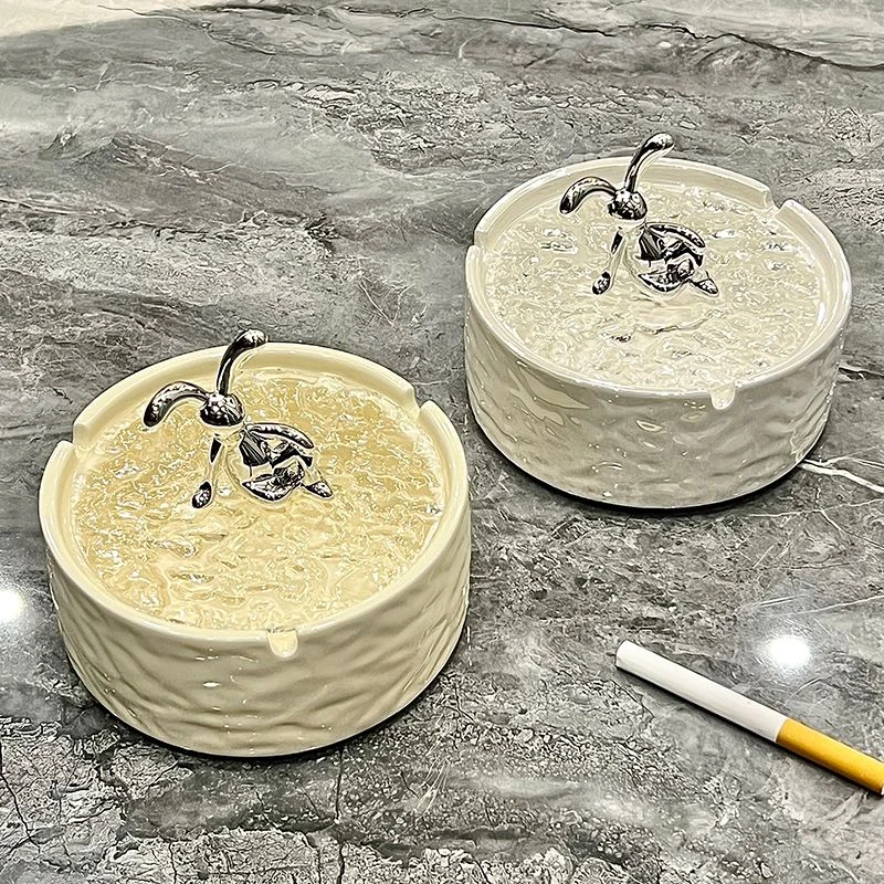 烟灰缸爆款2025新款高档大气家用带盖搞怪可爱烟灰缸防飞灰防烟味