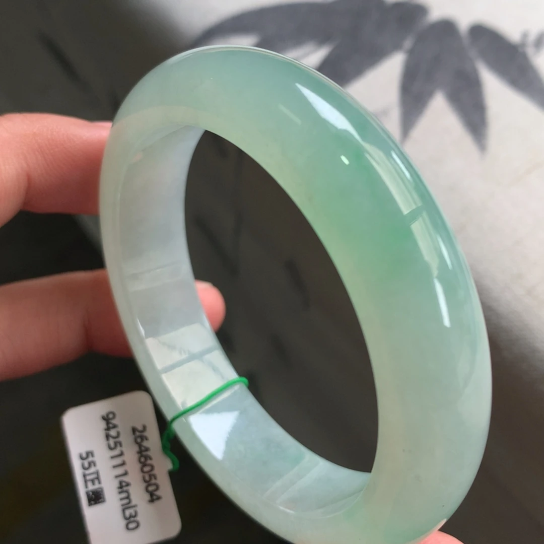 翡翠未镶嵌手镯冰晴起胶
