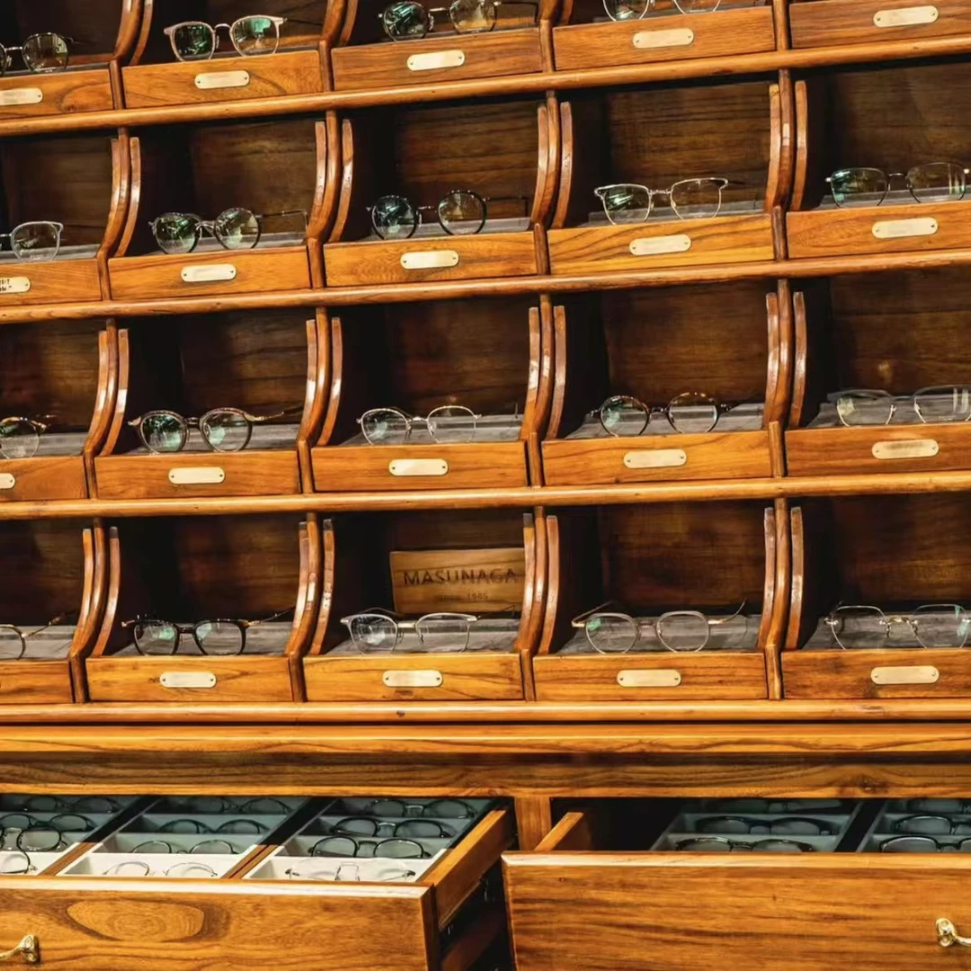 克罗X款镜框＋1.61防蓝光镜片具体度数告诉客服