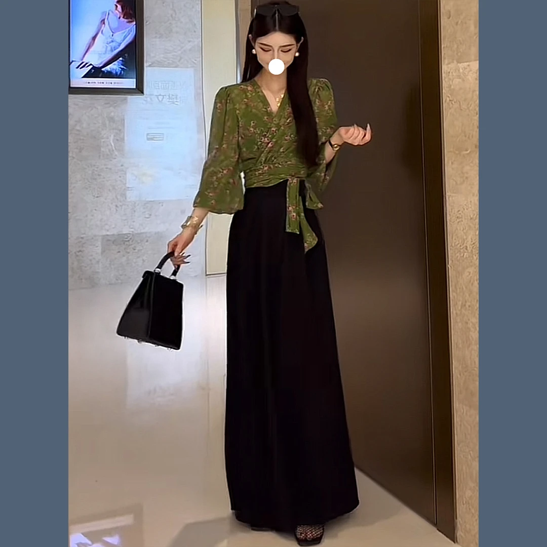 韩系宽松松弛感2025夏高级休闲显瘦显高女碎花上衣阔腿裤两件套