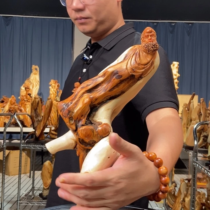 柏木（崖柏）随型摆件