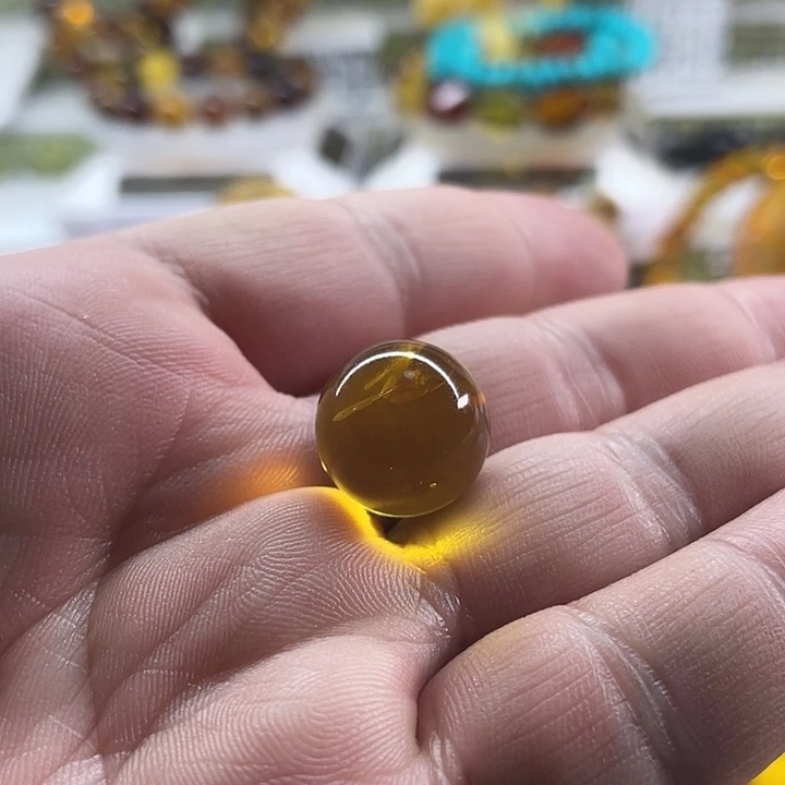 琥珀未镶嵌裸石单珠