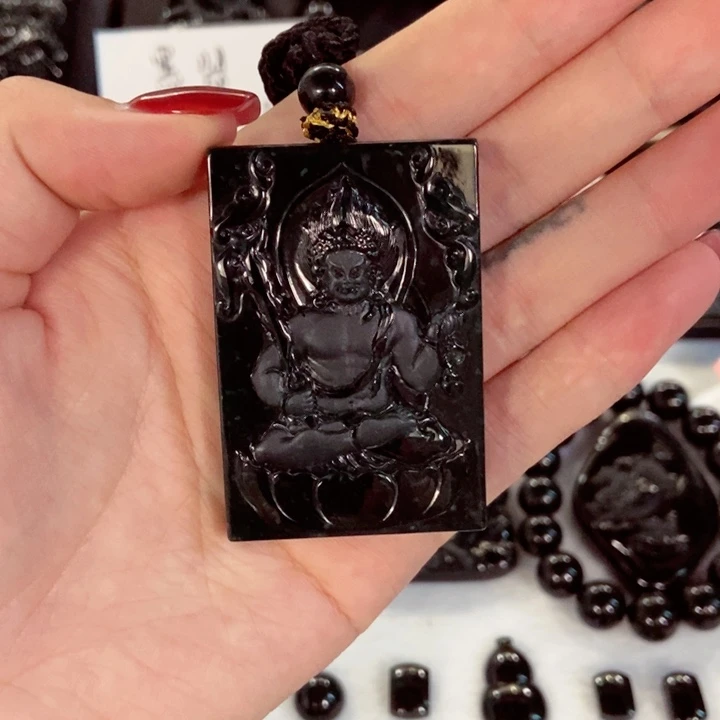 乐***峰翡翠未镶嵌颈饰翡翠