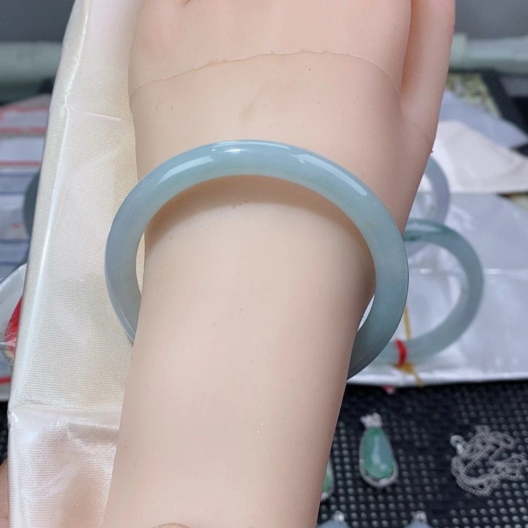 【闪购商品】翡翠手镯未镶嵌翡翠手镯