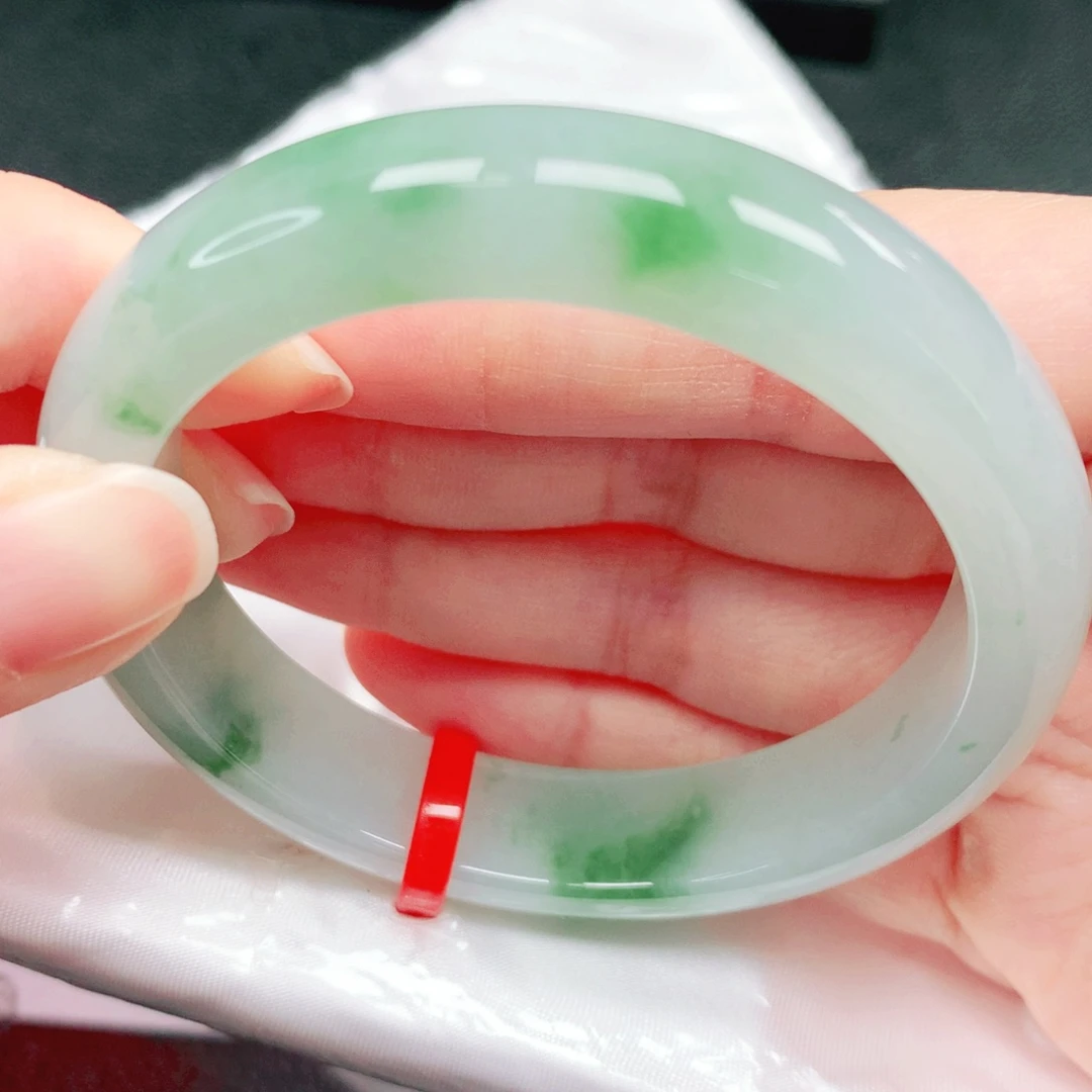 翡翠未镶嵌手镯54圈