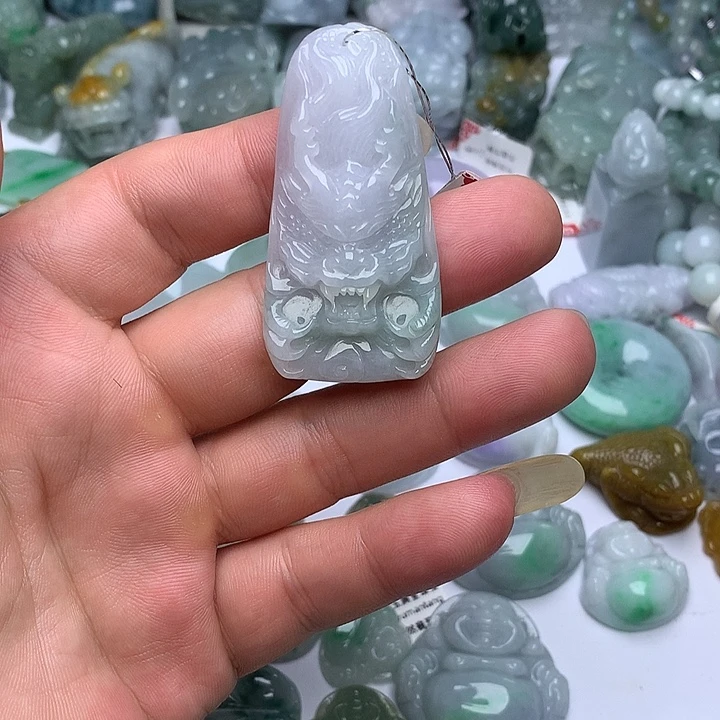 翡翠未镶嵌颈饰天然翡翠