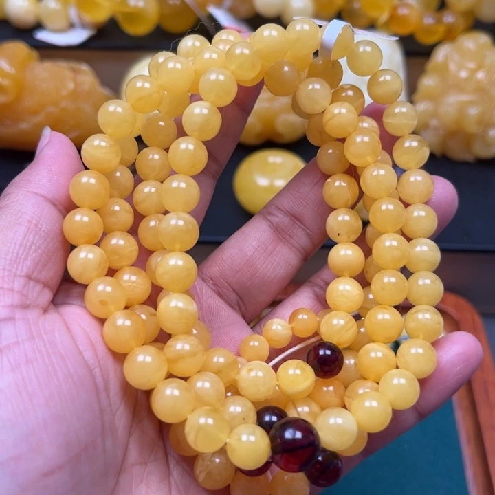 琥珀未镶嵌珠宝奇石M71号8.5+鸡油黄多圈