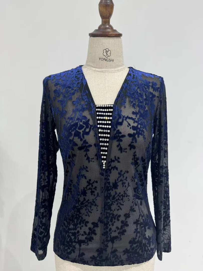 秀巧专柜新品女士V领薄款丝绒小衫10527款