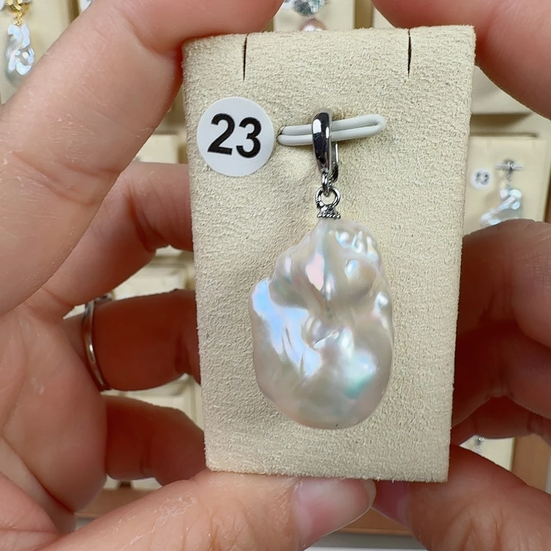 颈饰未镶嵌淡水珍珠