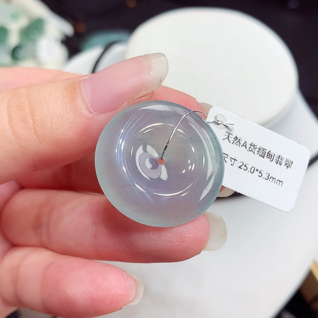 翡翠未镶嵌颈饰翡翠30，25/5.3