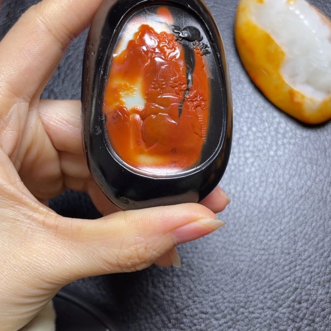 用***3和田玉未镶嵌颈饰