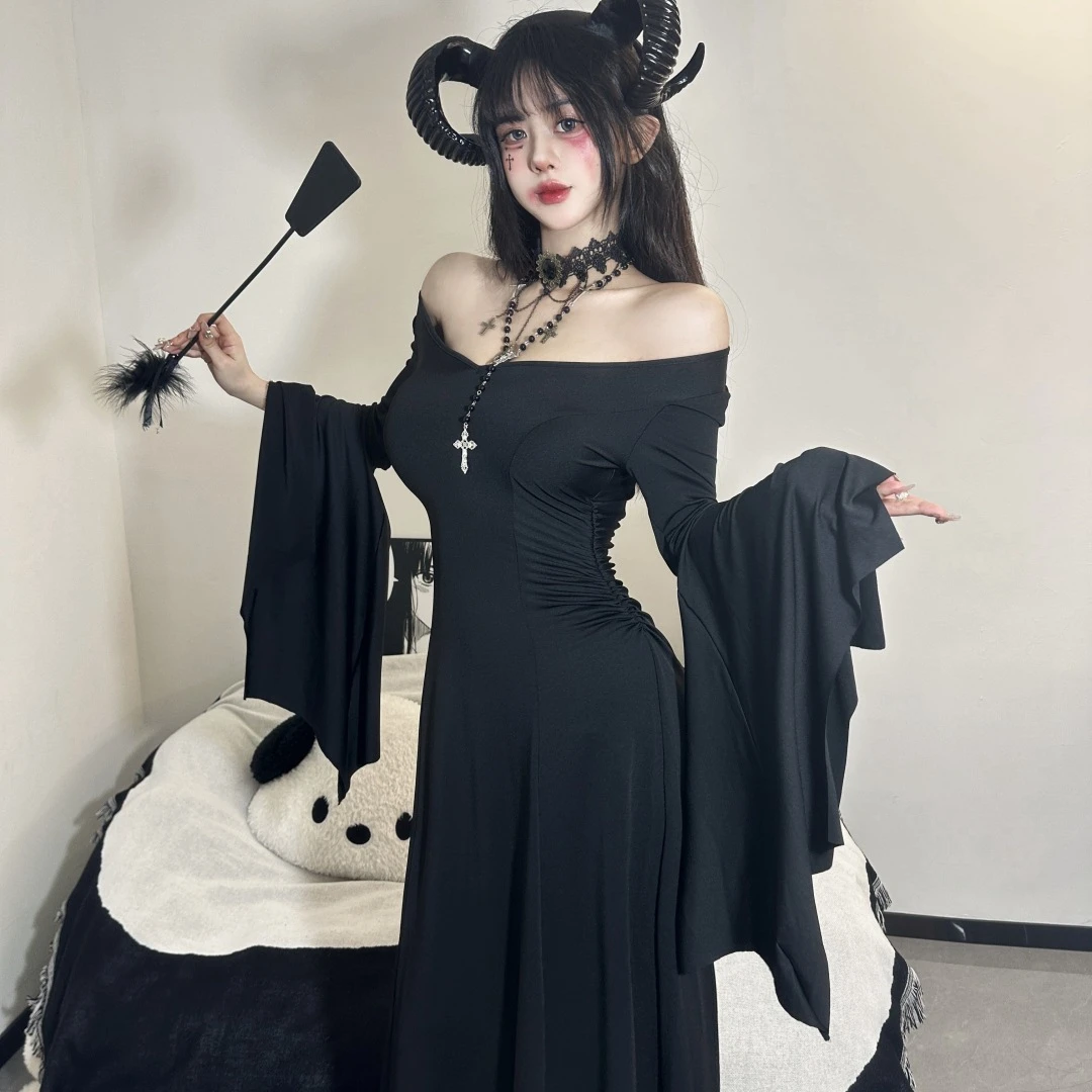 「珀斯摩精选」万圣节欧美风辣妹时尚气质修身连衣裙鱼尾裙COS女巫