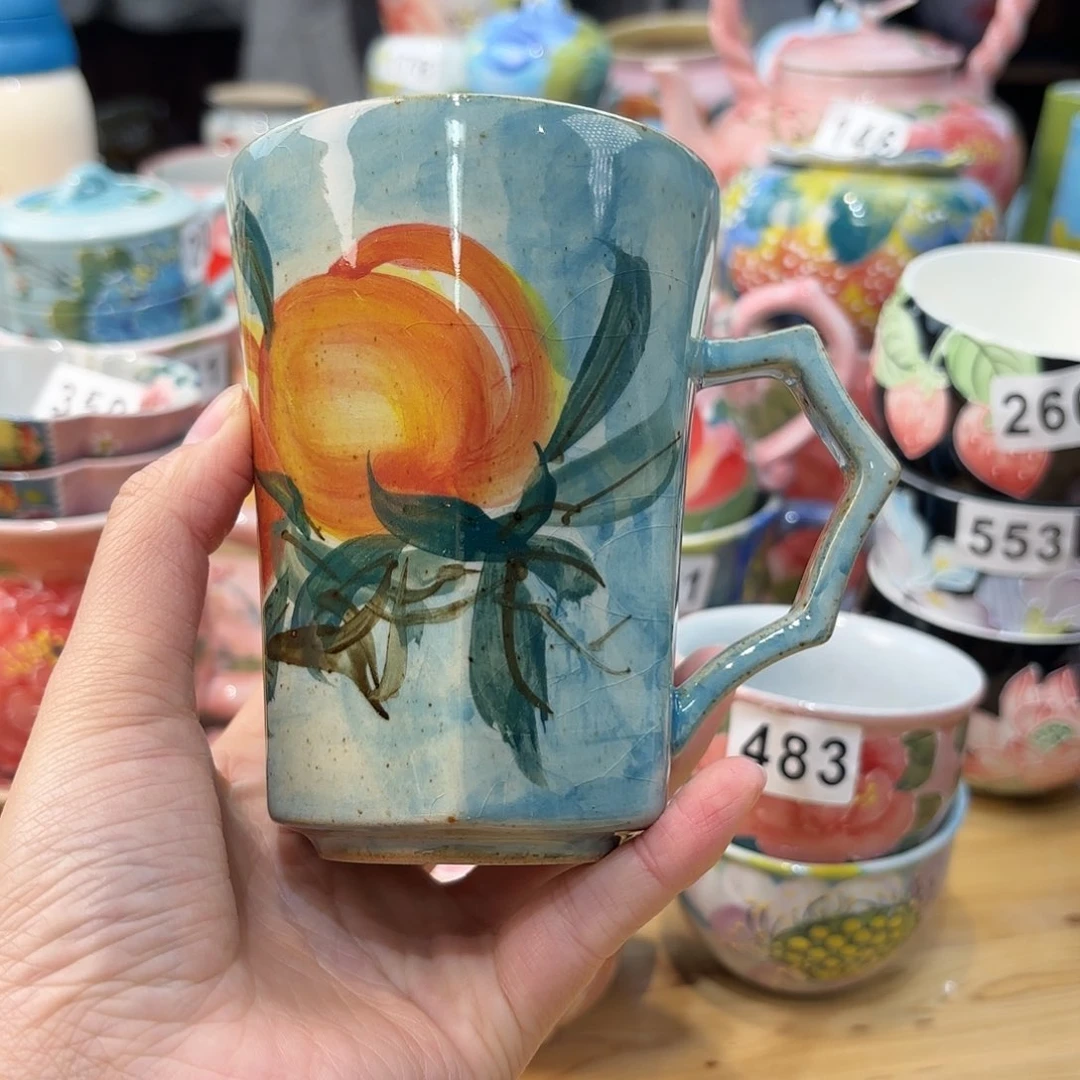 瓷片兔兔盖茨。兔兔好