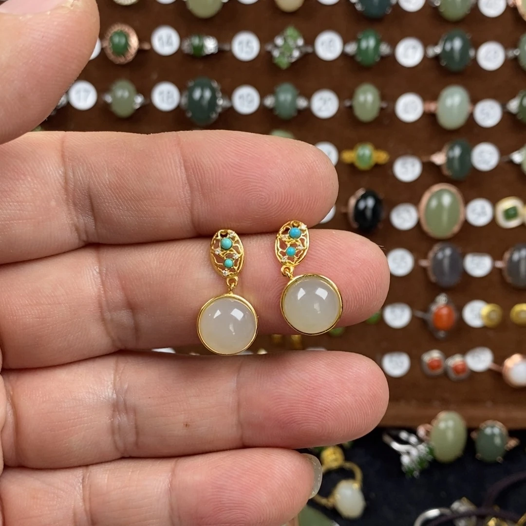 和田玉（青白玉）戒指银S925镀金镶嵌周****?