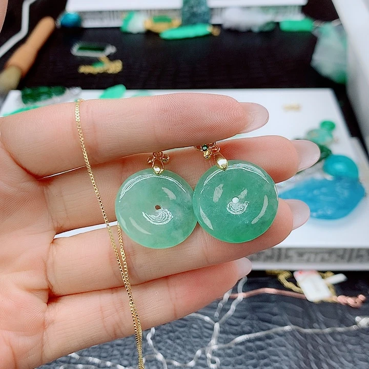 翡翠未镶嵌吊坠(赠链)多样性发其一