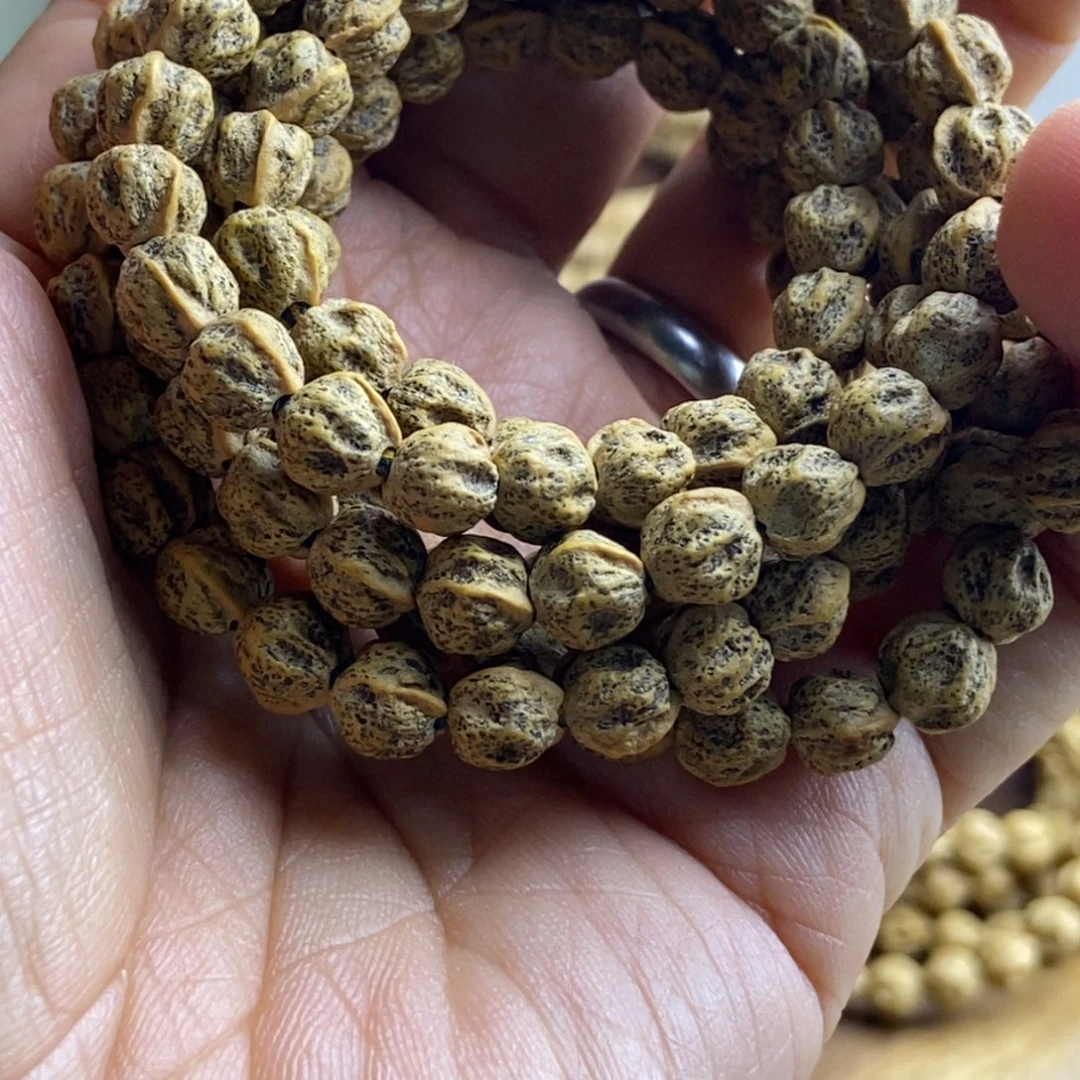 一***间柏香籽/百香籽吊坠