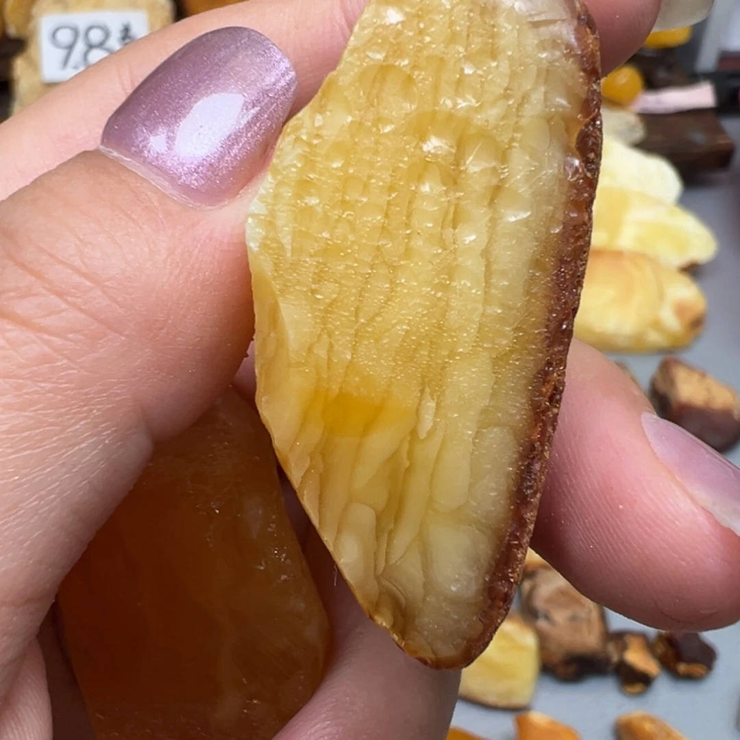 定制琥珀未镶嵌蜜蜡