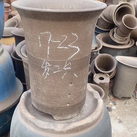 紫砂中国宜兴紫砂花盆，