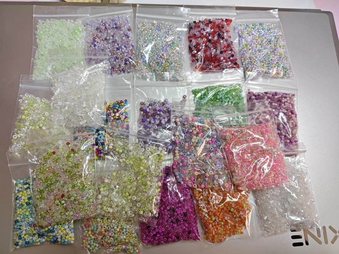 20包15g小米珠（款式不重复）