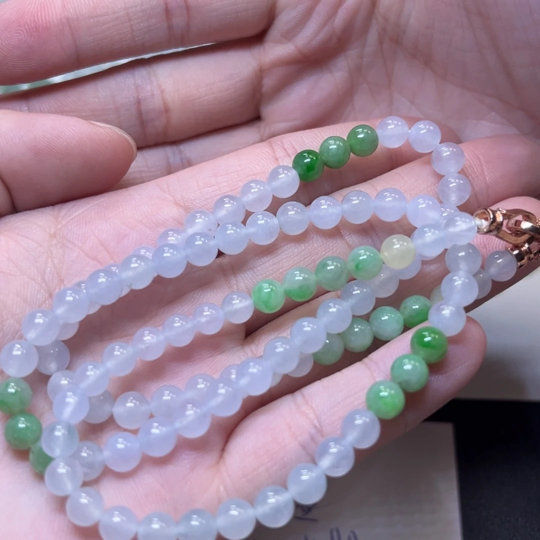 翡翠未镶嵌颈饰缅甸翡翠卡5.4