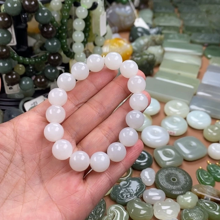 和田玉未镶嵌手链