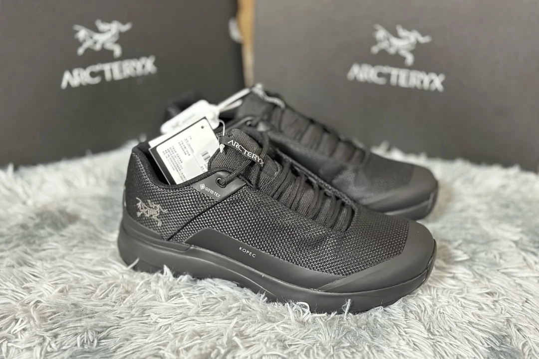 Arcteryx始祖鸟 Kopec GTX 柔软舒适 防滑耐磨 低帮 徒步鞋 女款