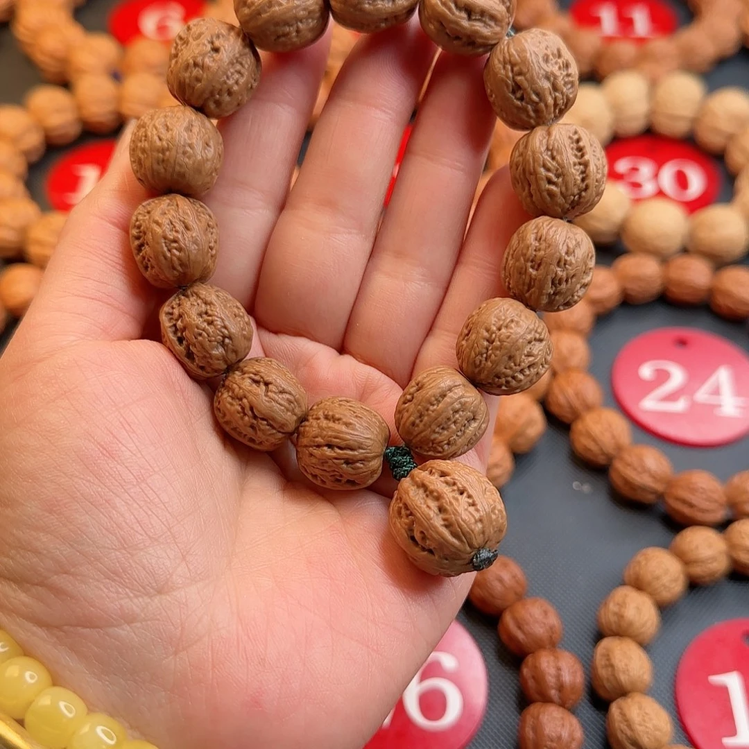 文玩核桃手串南疆石