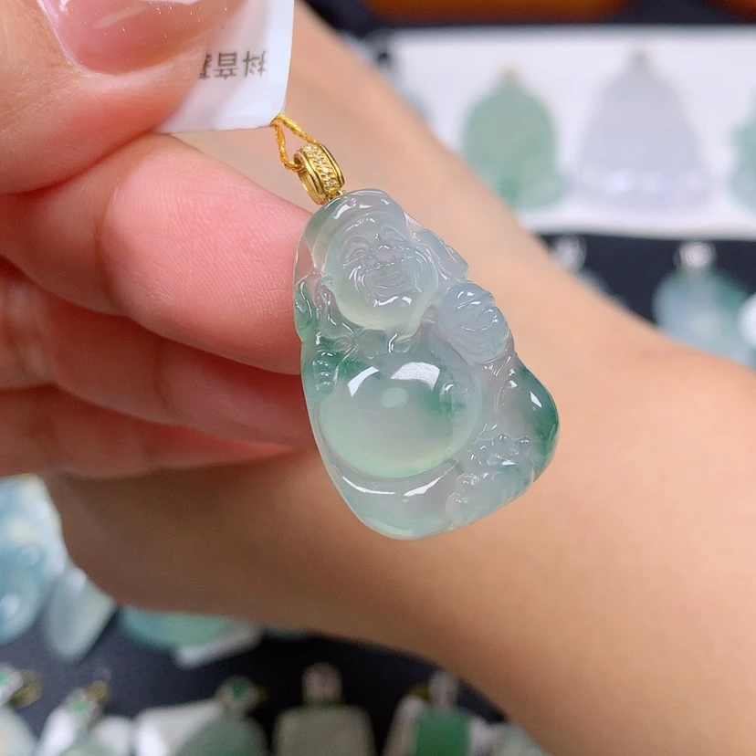 【闪购商品】翡翠18K金镶嵌颈饰财神