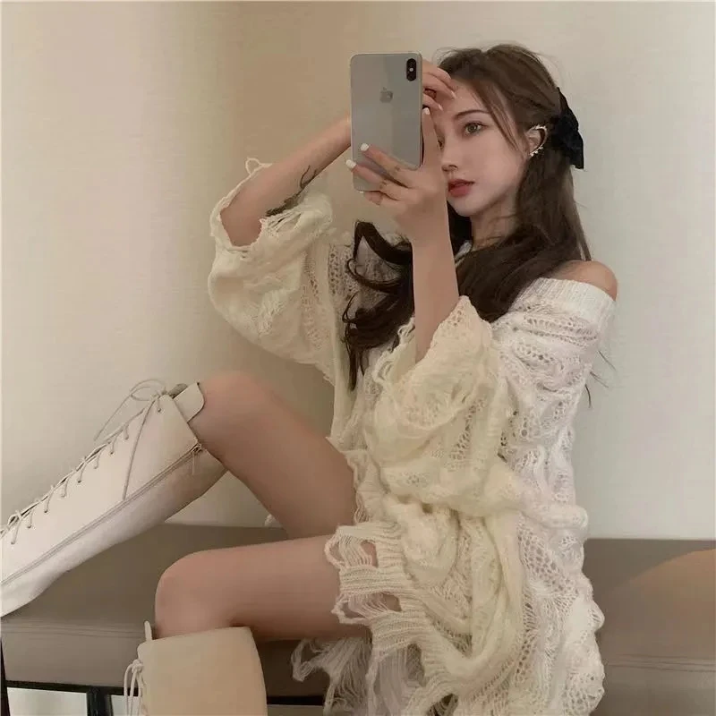 韩系慵懒风毛衣露肩外穿上衣秋季薄款时尚镂空洋气高档毛衣女