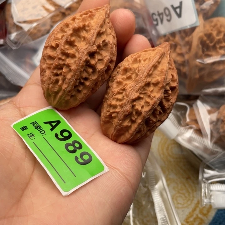 文玩核桃把件核桃