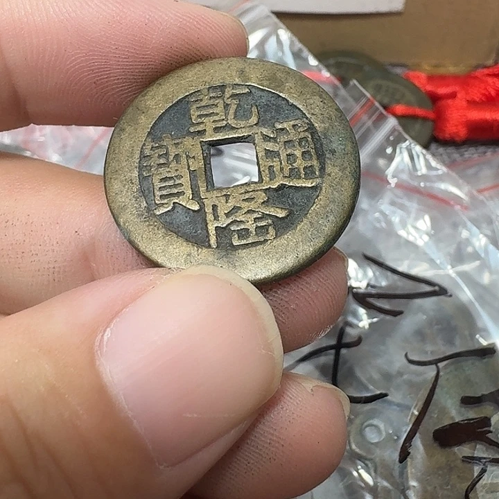 绿***叶铜现代工艺品花钱