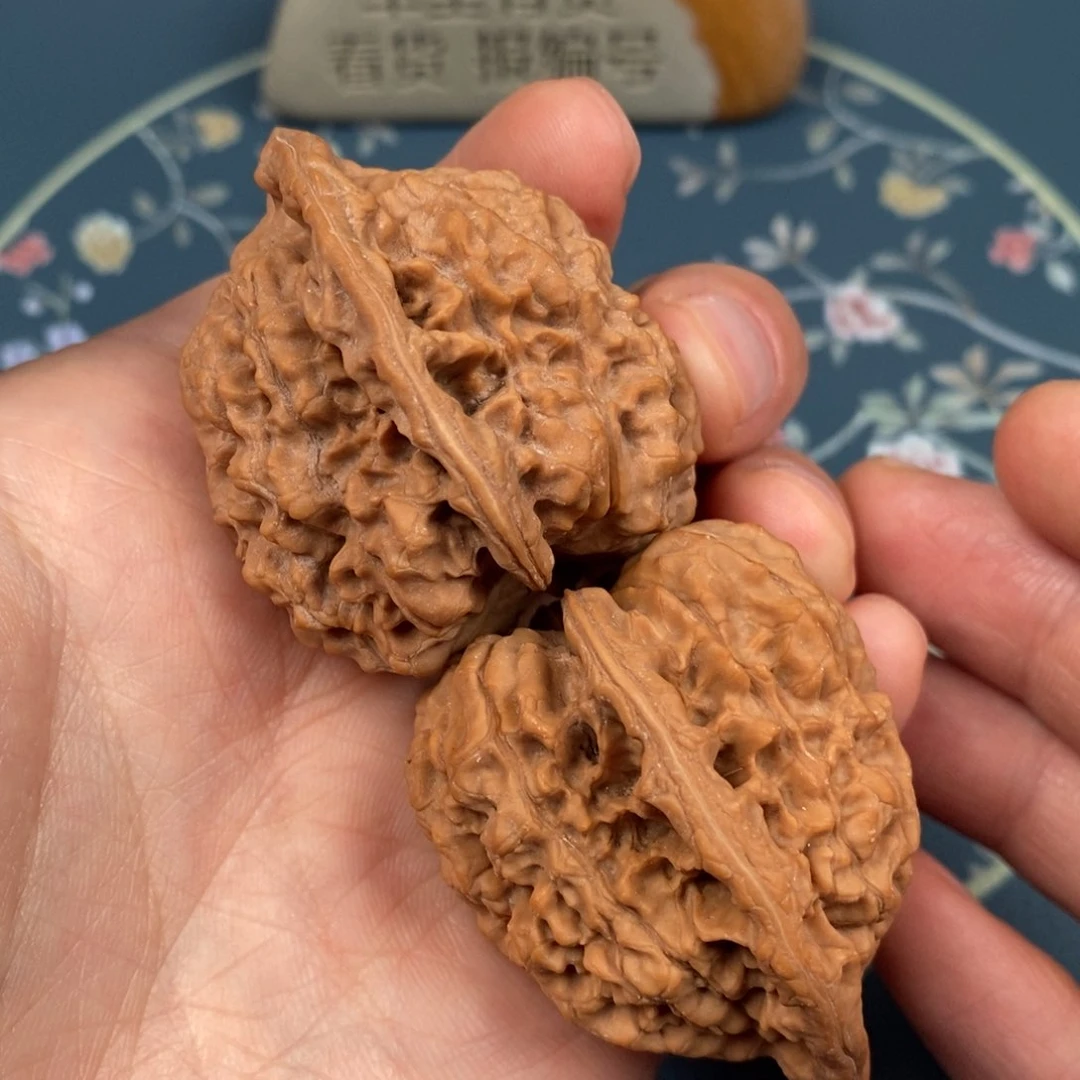 文玩核桃吊坠下*天45原桩毕业官帽，0302