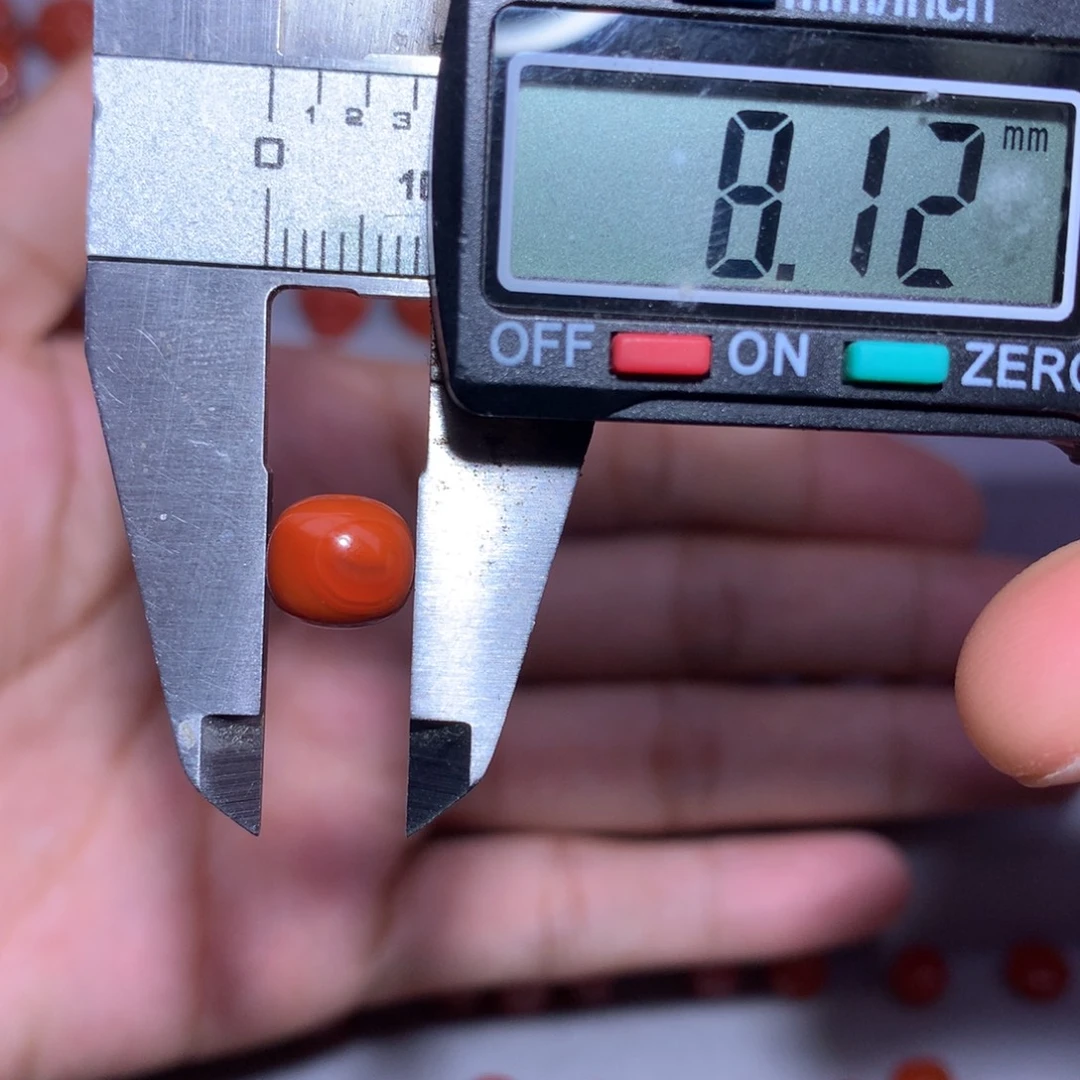 南红玛瑙未镶嵌满肉柿子老型8.1×7.2微纹