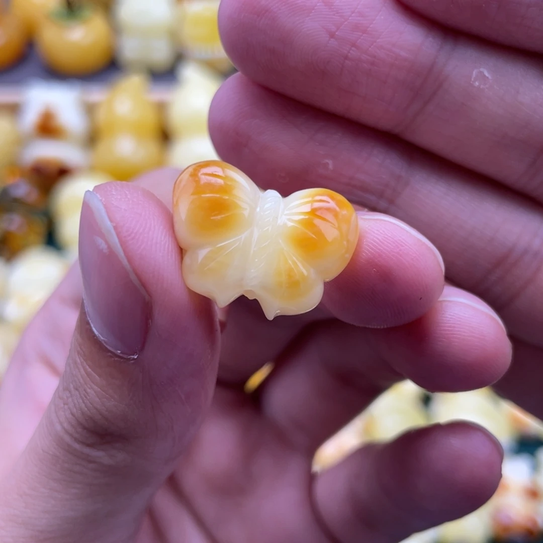 琥珀未镶嵌裸石蜜蜡