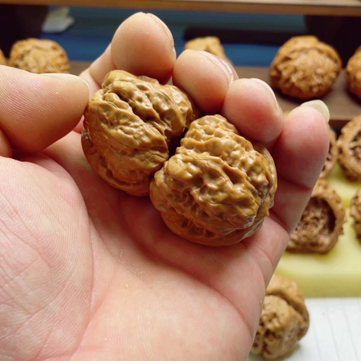 W***H文玩核桃把件蛤蟆头