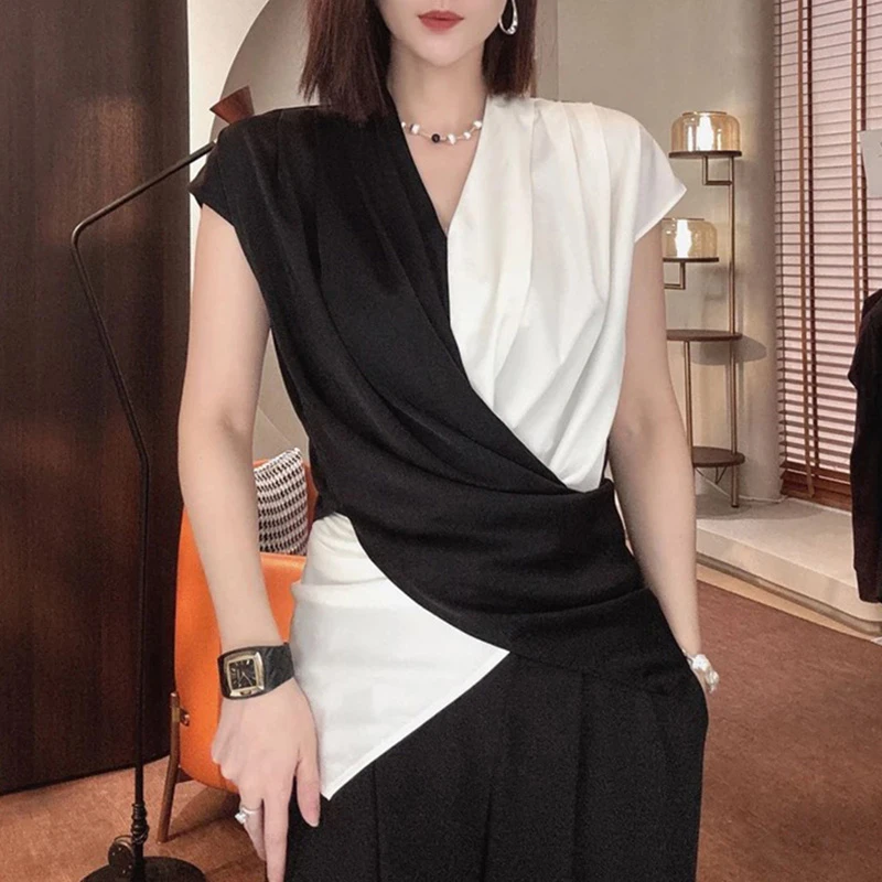 2025夏季新款轻奢法式V领衬衫女短袖洋气显瘦小众设计感拼色上衣