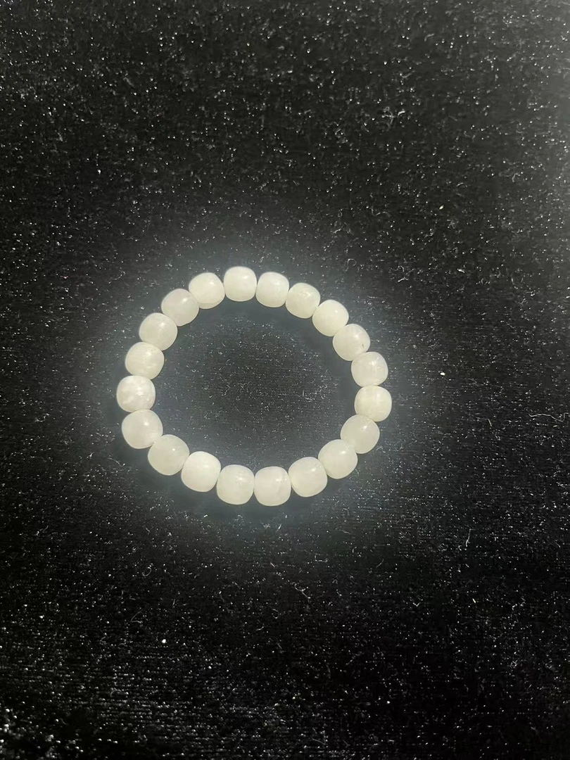 和田玉手串未镶嵌