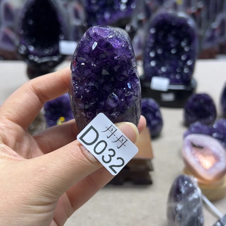 水晶大型摆件（非配饰）未镶嵌