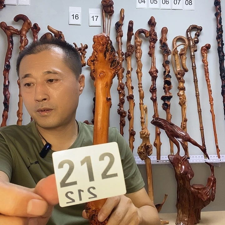用***7大叶紫檀（黑酸枝木类）