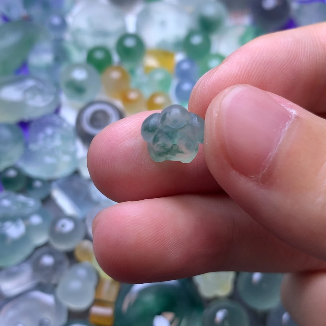 定制翡翠未镶嵌珠子