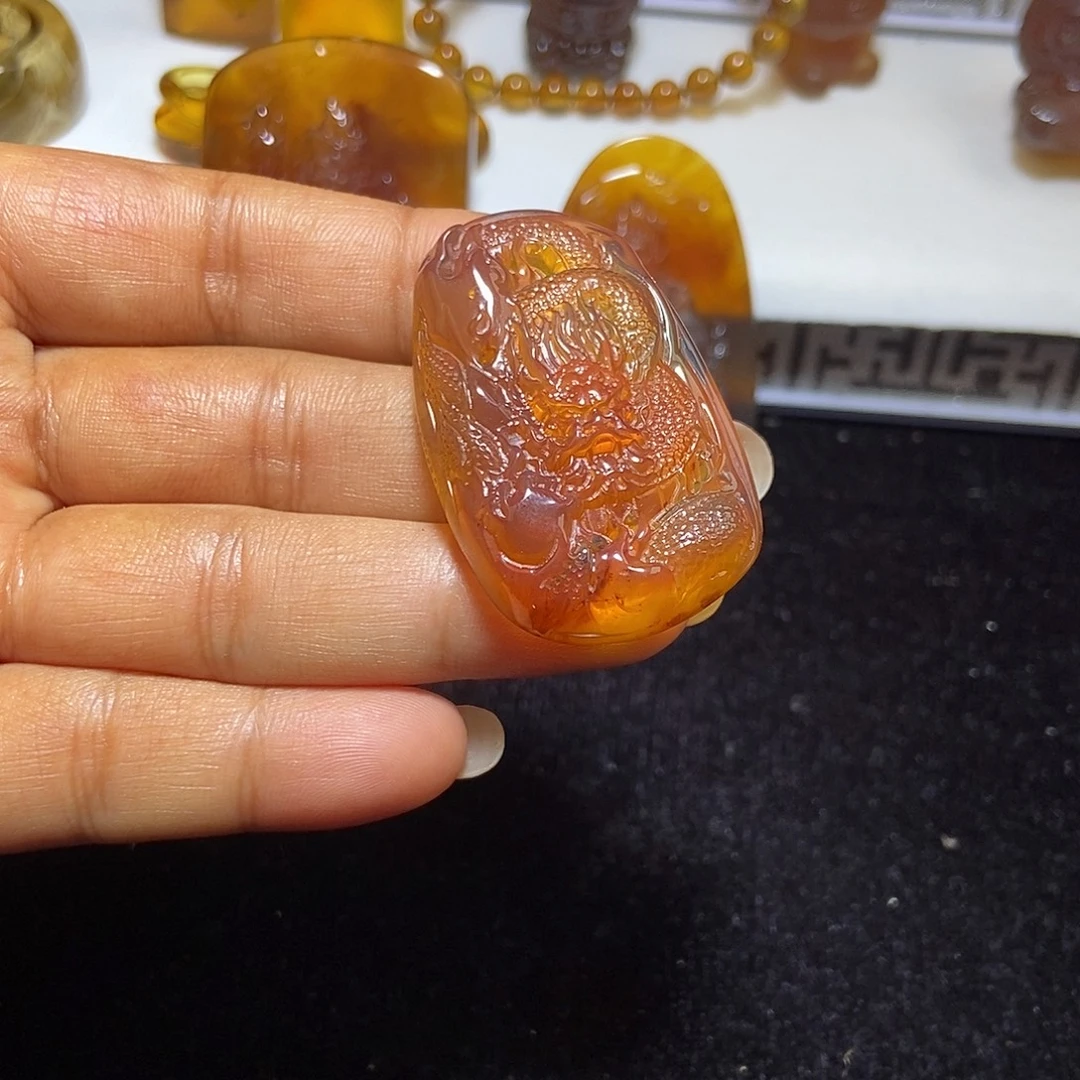 琥珀颈饰未镶嵌缅甸天然琥珀吊坠