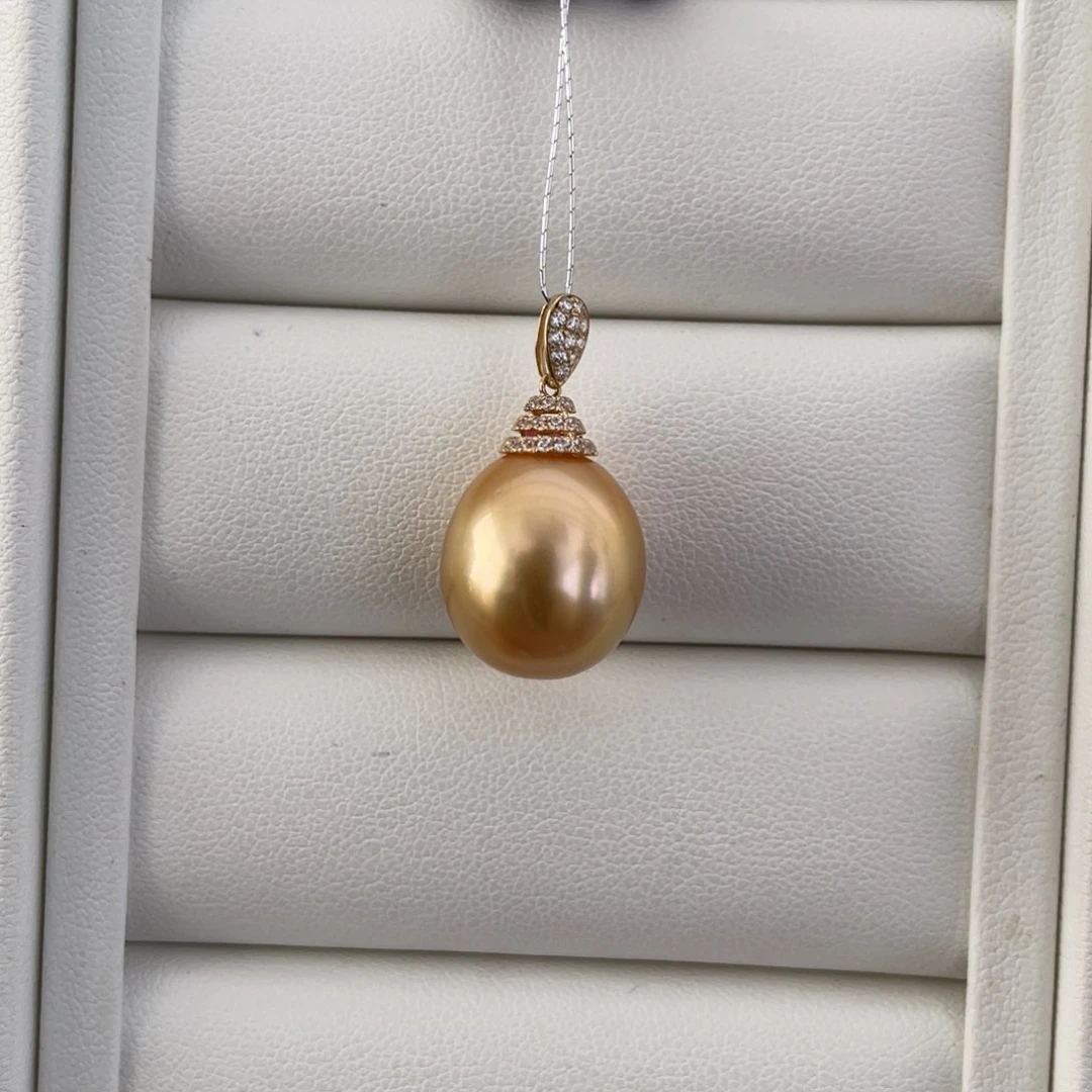 18K金镶嵌海水珍珠颈饰13.2mm