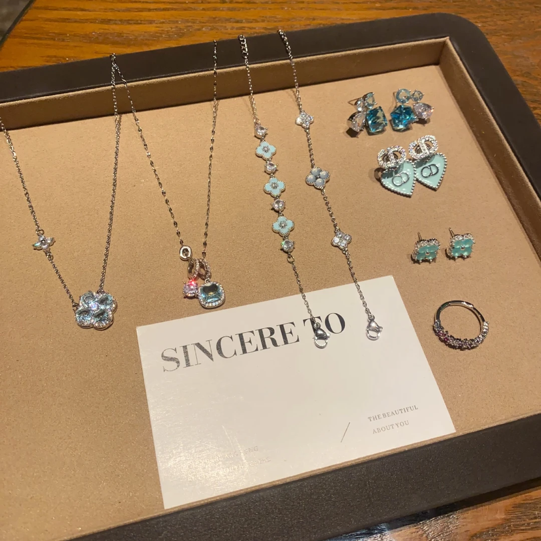 铜合金项链 蓝色系~轻奢四叶花朵项链小众轻奢耳钉ins新款锁骨链