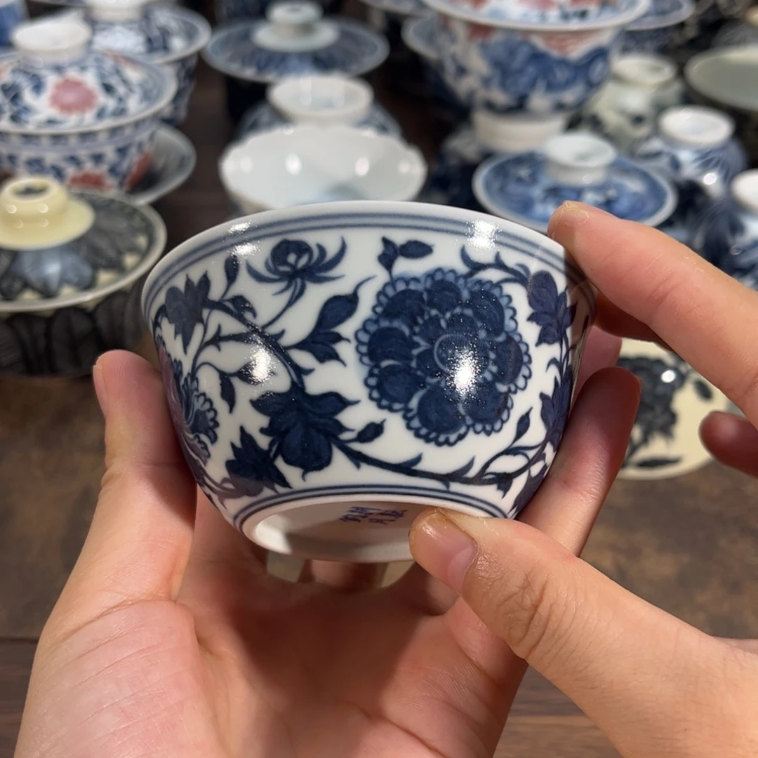 景德镇青花花卉鸡缸杯