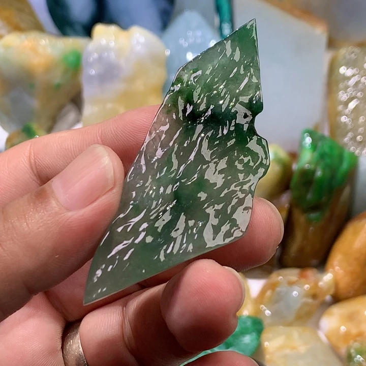 颈饰未镶嵌翡翠缅甸天然翡翠片料牌子珠子平安扣