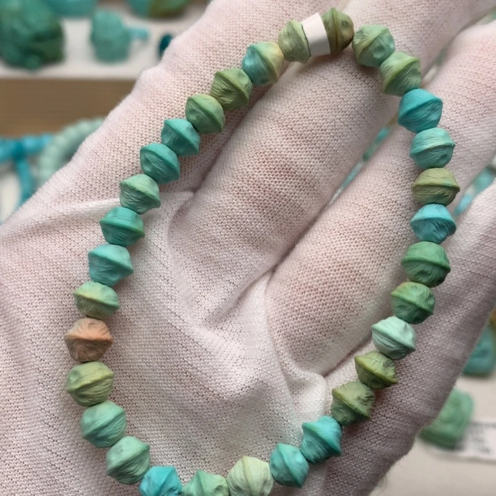 绿松石未镶嵌珠宝奇石高瓷炫彩百香籽手串6.8mm