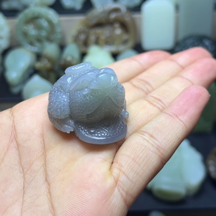 用***3和田玉未镶嵌颈饰