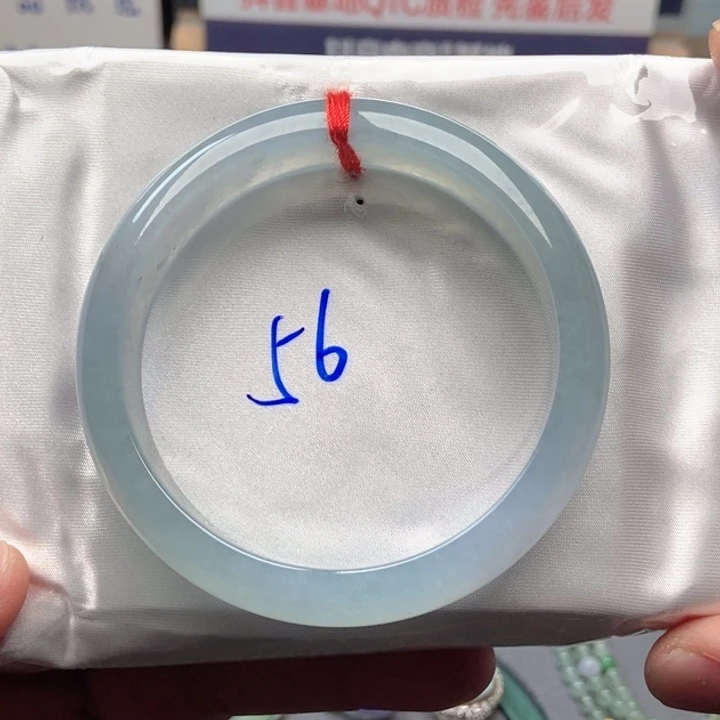 翡翠未镶嵌手镯翡翠未镶嵌手镯13