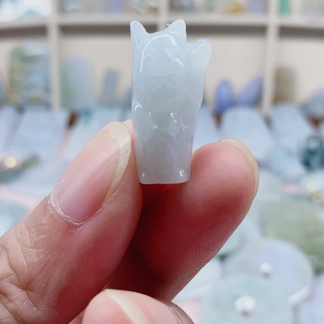 颈饰未镶嵌翡翠天然