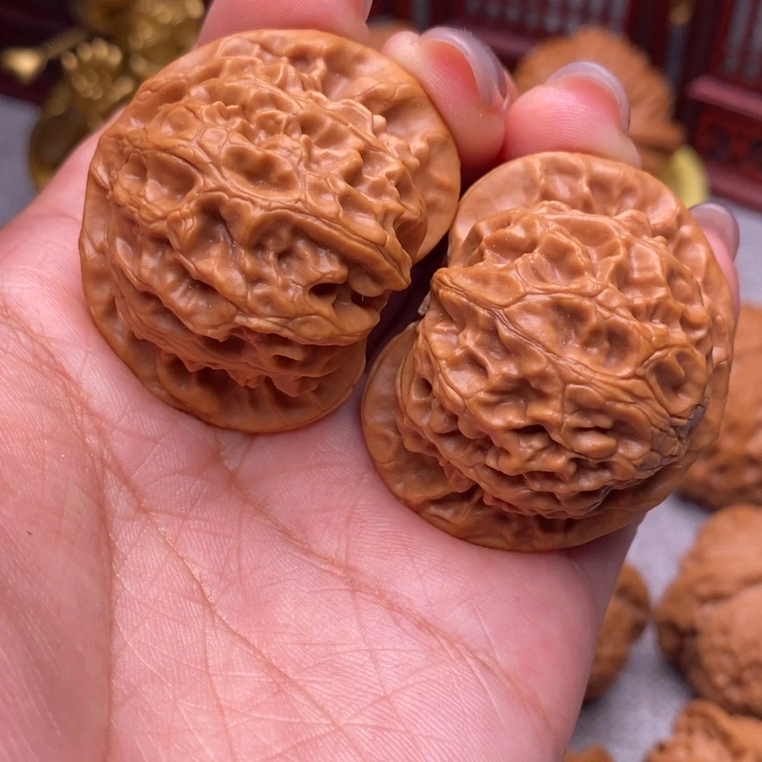 文玩核桃把件桃心宫灯41全品